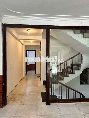 Mặt Phố Tân Mai-Đền Lừ 80m², 6 Tầng, Thang máy, Vỉa hè siêu rộng