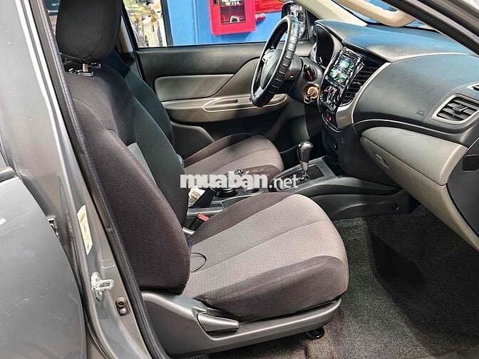 Mitsubishi Triton 2015 4x2 AT - 60000 km