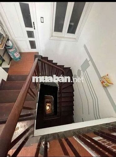 Tôi cần bán nhà 6tầng full nội thất, nhà mặt ngõ ô tô chánh đỗ kinh D.