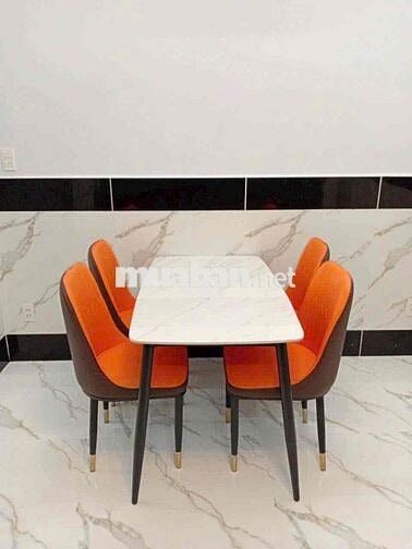 nhà trệt 2 lầu3 pn 4 wc hẻm xe hơi