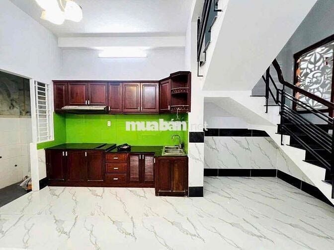 nhà trệt 2 lầu3 pn 4 wc hẻm xe hơi
