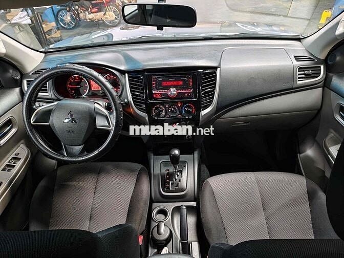 Mitsubishi Triton 2015 4x2 AT - 60000 km