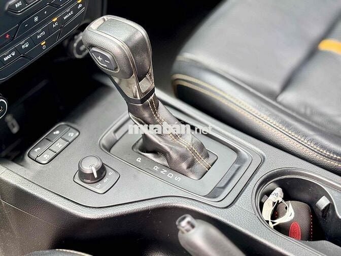 Ford Wildtrak 2 cầu 2021 Thái 75000km - Xe hãng