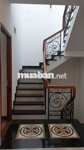 NHÀ MỚI XÂY 4X18M 1 LỮNG 3 LẦU CÓ MÁY LẠNH GIÁ TỐT