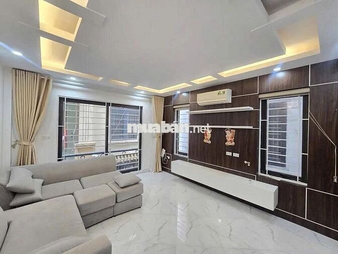 Bán Nhà Trần Duy Hưng, quận Cầu Giấy 56m 4 Tầng. Giá 11.5 tỷ