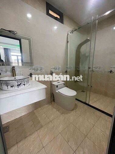 NHÀ MỚI XÂY 4X18M 1 LỮNG 3 LẦU CÓ MÁY LẠNH GIÁ TỐT