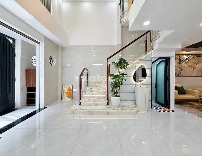 CHỦ BÁN NHÀ 218/ NGUYỄN DUY CUNG ĐÚC 3 LẦU HẺM ĐẸP FULL NỘI THẤT