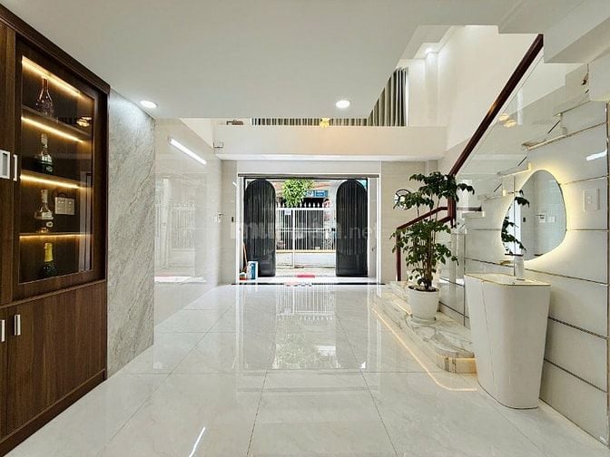 CHỦ BÁN NHÀ 218/ NGUYỄN DUY CUNG ĐÚC 3 LẦU HẺM ĐẸP FULL NỘI THẤT