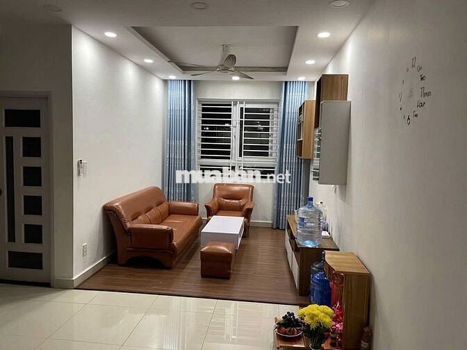 Chung cư Saigon Tower, Thoại Ngọc Hầu, TP: 65M2, 2PN, 2WC, 8TR