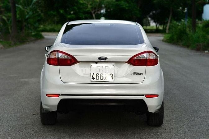 Ford Fiesta 2015 1.5 AT Trend - 11000 km