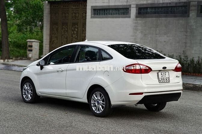 Ford Fiesta 2015 1.5 AT Trend - 11000 km