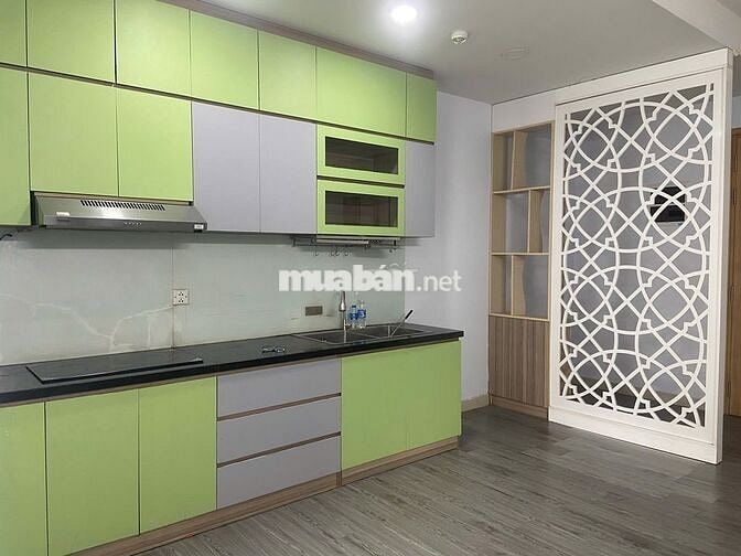 Cho thuê căn Emerald 3PN View hồ sinh thái hướng Đông, có nội thất