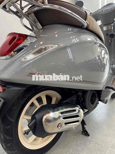 Vespa Primavera 125Abs bản Picnic giới hạn 300 xe