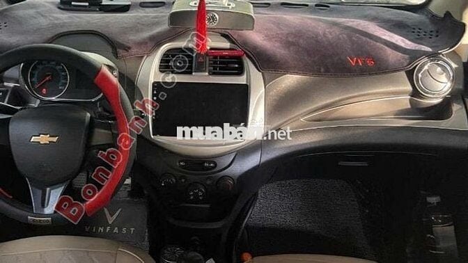 Chevrolet Spark Duo Van 1.2 MT 2018 - màu trắng