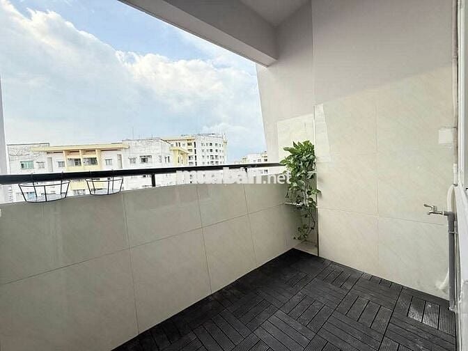 Mình cần bán chung cu Phú Thọ Lầu 6, 3.8 tỷ, 2bancony,tặng NT như hình