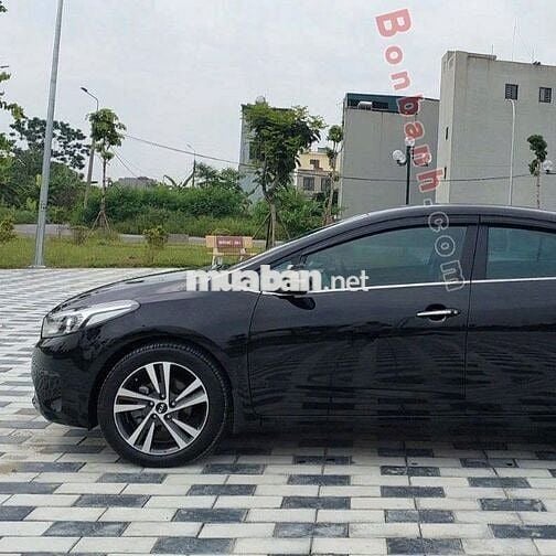 Kia Cerato 1.6 AT 2018 màu đen