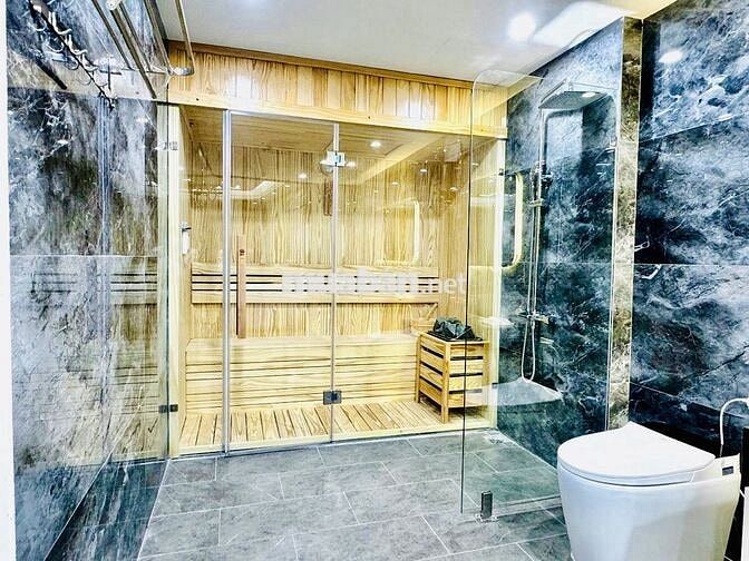 Bán Nhà Đẹp Ngọc Lâm - Bể Bơi Vô Cực - NT Đẳng Cấpp - Dt + Mt Khủng