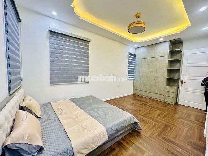 Bán Nhà Hồng Tiến - Tuyến Chính Cầu Trần Hưng Đạo - 4 Tầng - Giá Có TL