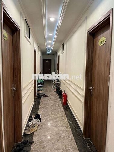 Bán Nhà Trần Thái Tông Cầu Giấy 305m2  98 Phòng thu 600tr Tháng