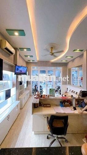 Bán nhà mặt tiền trấn hoàng na