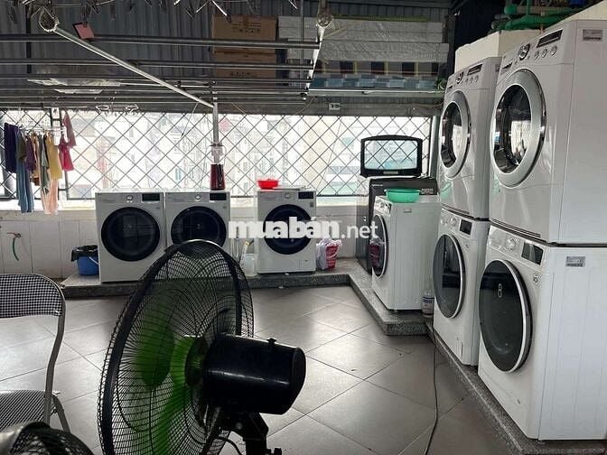 Bán Nhà Trần Thái Tông Cầu Giấy 305m2  98 Phòng thu 600tr Tháng