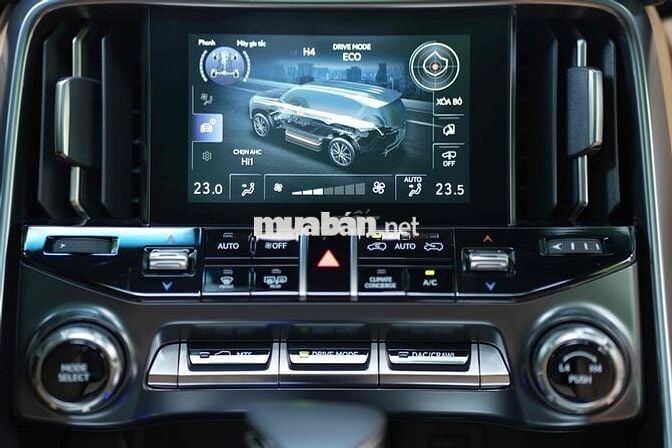Lexus LX600 Urban sản xuất 2025 - 4750 km