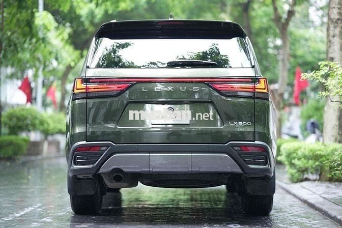 Lexus LX600 Urban sản xuất 2025 - 4750 km