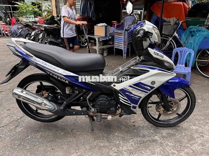 bán ex135 máy zin êm còn đẹp
