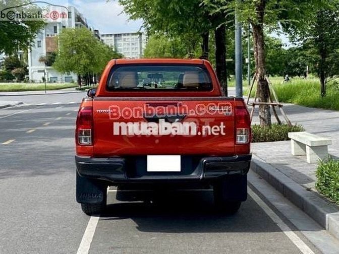 Toyota Hilux 2.4E 4x2 AT 2019