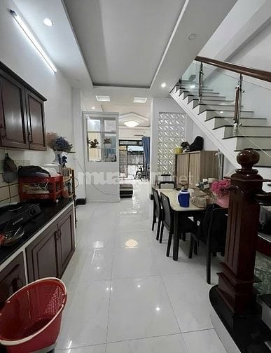 Chú tư chuyển nơi sinh sống bán gấp nhà Bình Chánh 