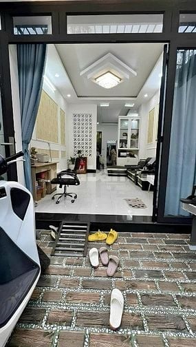 Chú tư chuyển nơi sinh sống bán gấp nhà Bình Chánh 