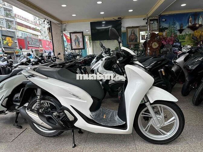 SH 125i Mẫu 2024 Smartkey Trắng Đen BST Chính Chủ