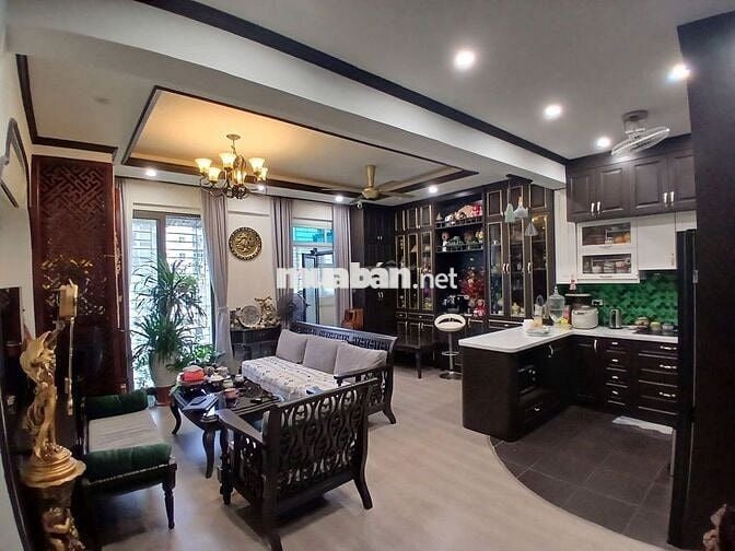Bán Chung cư Nam Trung Yên - Cầu GIấy - 5.95 tỷ - 71 m2