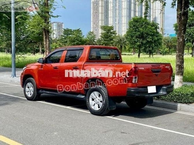 Toyota Hilux 2.4E 4x2 AT 2019