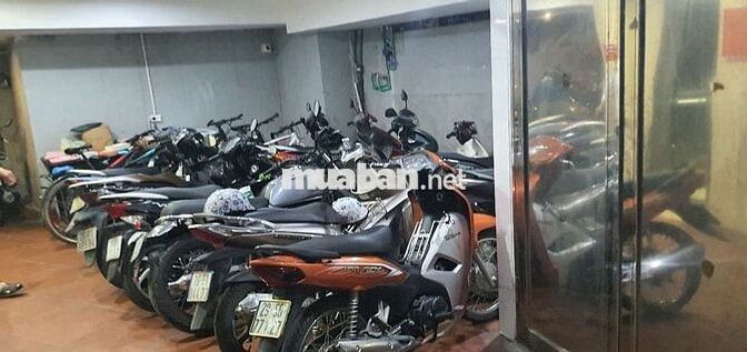 Bán Nhà Trần Thái Tông Cầu Giấy 305m2  98 Phòng thu 600tr Tháng