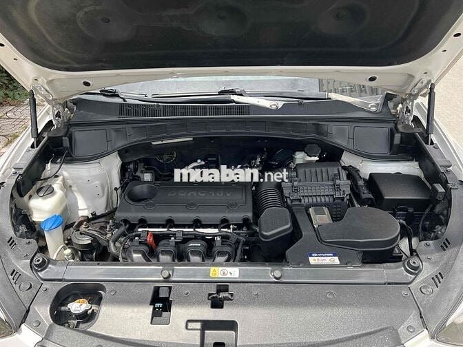 Hyundai Santa Fe 2016 2.4 AT 4 WD - 95000 km