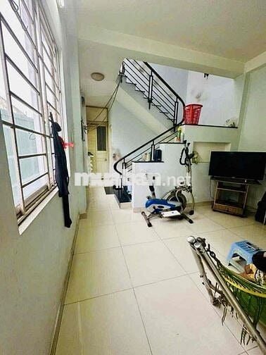 BÁN NHÀ 1T2L mặt tiền 30/4 P.RẠCH DỪA TP.VT GIÁ SIÊU TỐT 6,5 TỶ TL