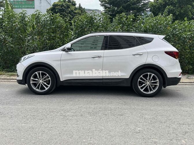 Hyundai Santa Fe 2016 2.4 AT 4 WD - 95000 km