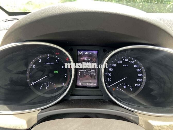 Hyundai Santa Fe 2016 2.4 AT 4 WD - 95000 km