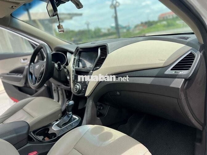 Hyundai Santa Fe 2016 2.4 AT 4 WD - 95000 km