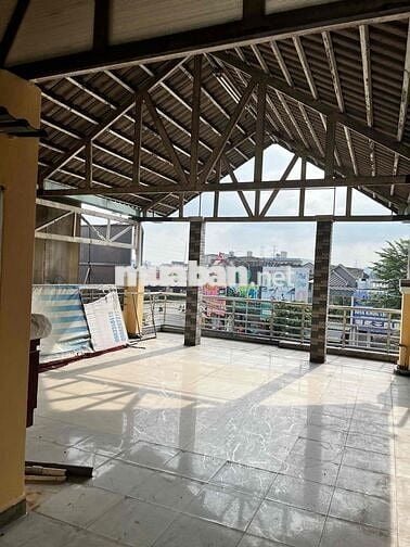 Nhà mặt tiền buôn bán kd, văn phòng