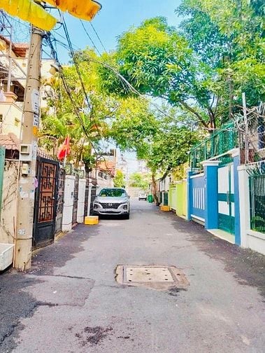 Bán nhà biệt thự rẻ đẹp hxh (13x19) Dương Quảng Hàm P6 Gò Vấp 