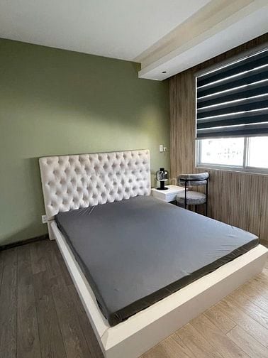 Cần bán gấp căn hộ Park View, tầng sân vườn, trung tâm Phú Mỹ Hưng.