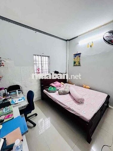 Nhà sát quận 1 - trung tâm - 50m2 - 4 phòng - sổ chuẩn - chỉ hơn 4ty
