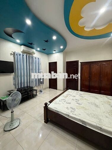 CĂN GÓC 3 LẦU, SÂN ĐẬU OTO, GẦN PHẠM VĂN ĐỒNG, CHUNG CƯ LINH TÂY