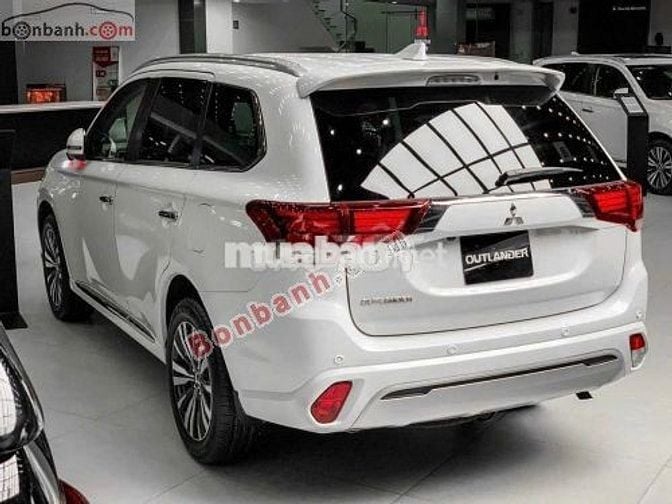 Mitsubishi Outlander 2.0 CVT 2024