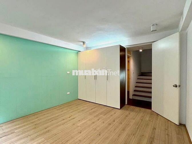Em Công đang cần bán nhà 5t,47m tại Thanh Bình,HĐ , ngõ to chỉ 8t