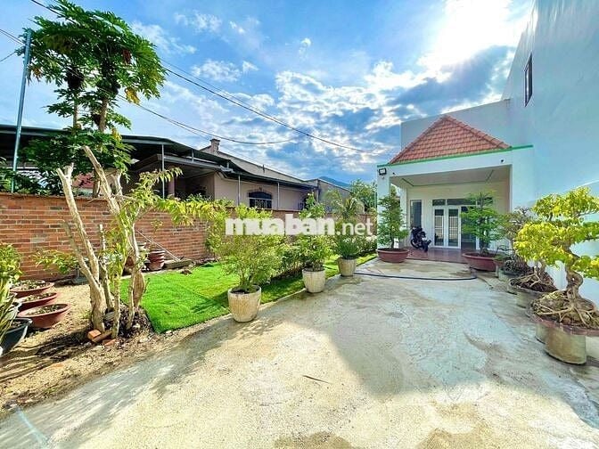 Cần bán căn nhà mặt tiền HL39 Suối Tiên nay Xã Suối Hiệp giá tốt