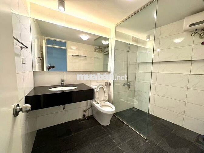 Em Công đang cần bán nhà 5t,47m tại Thanh Bình,HĐ , ngõ to chỉ 8t