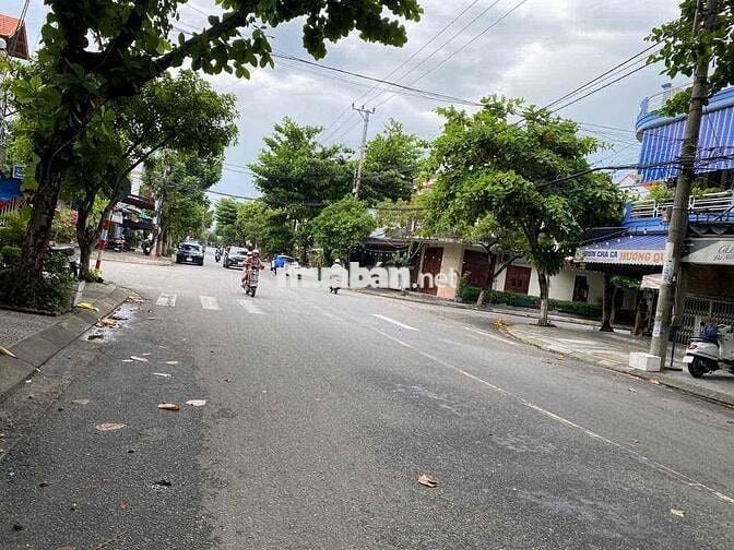 Bán đất mt đường 10m5 Lương Định Của